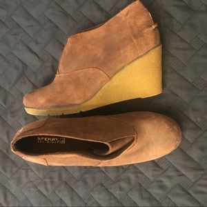 Taupe Sperry Wedges